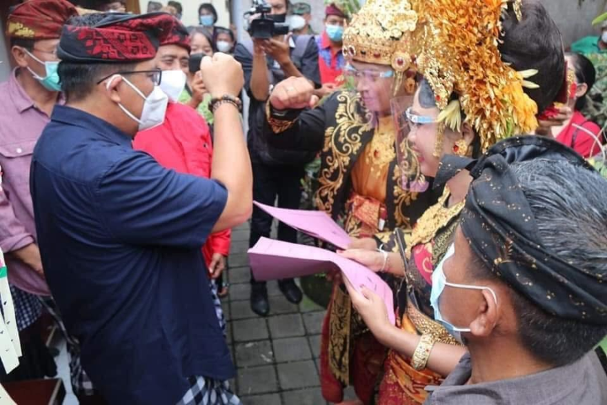 Program pelayanan publik Semara Ratih Desa Tegalmengkeb